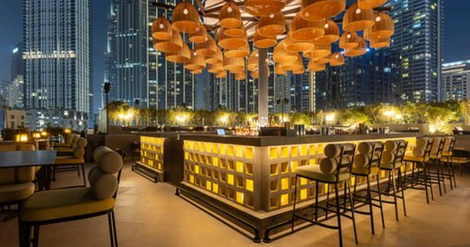 Dubai after Dark: The Best Nightlife, Rooftop Bars, and Evening Views