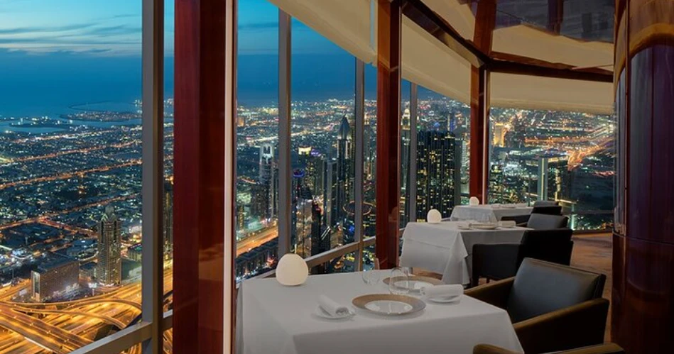 Dubai after Dark: The Best Nightlife, Rooftop Bars, and Evening Views