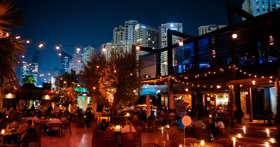 Dubai after Dark: The Best Nightlife, Rooftop Bars, and Evening Views